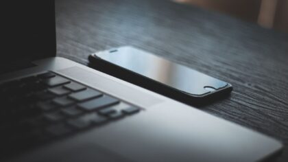 Slik oppdager du skjulte skadevare-tegn på PC og mobil før det blir kritisk