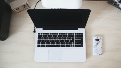 Guide til mobildeksel: slik beskytter du mobilen uten å irritere deg i daglig bruk