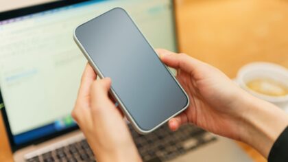 Offentlig Wi‑Fi uten bekymring: slik bruker du trådløse nett på reise med god sikkerhet