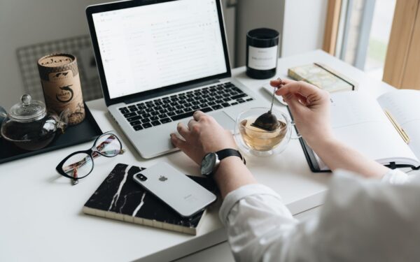 Slik rydder du opp i e‑posten din med filtre og regler i Outlook og Gmail
