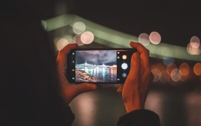 Slik utnytter du mobilkameraets nattmodus uten kornete og uklare bilder